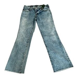 NWT Wild Fable Easy Rigid Light Wash- Raw Hem Jeans Size 8
